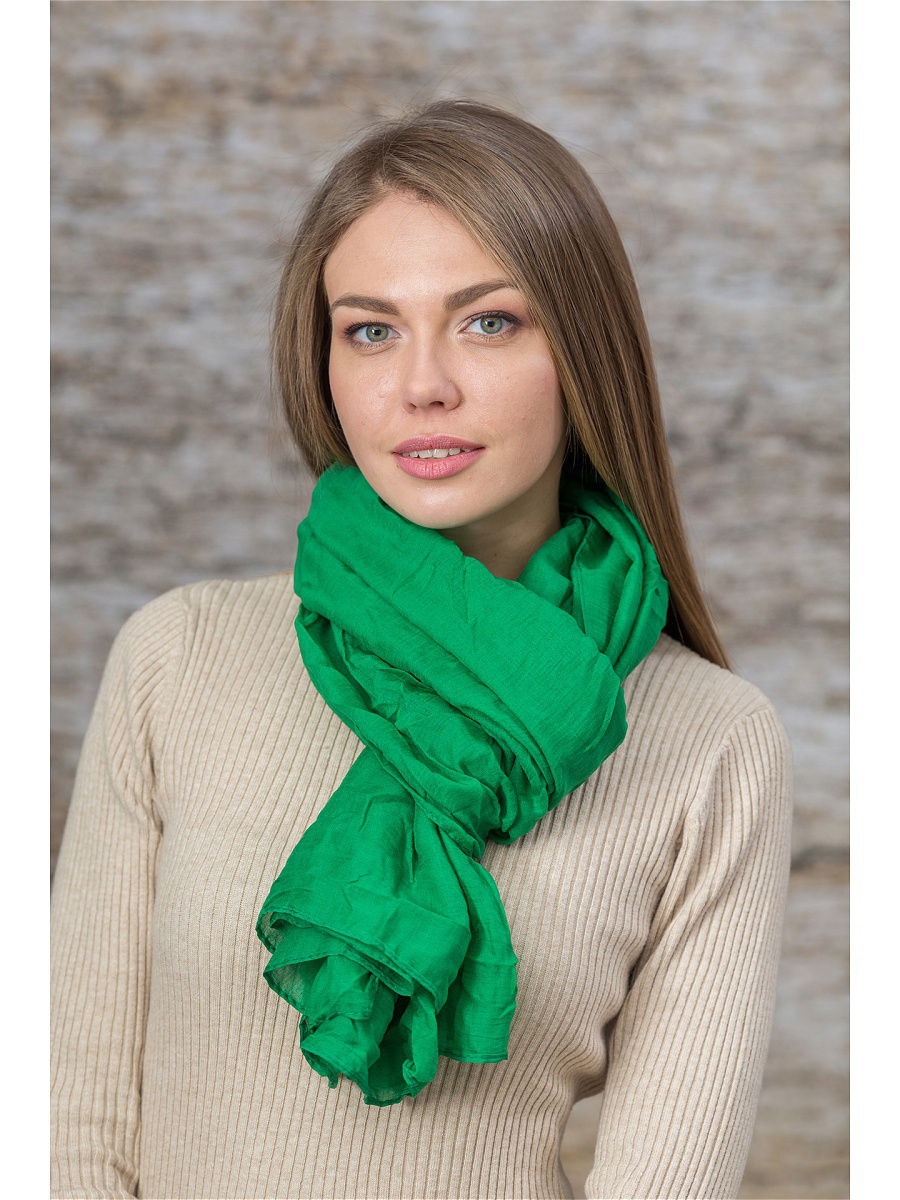 Ярко зеленый шарф