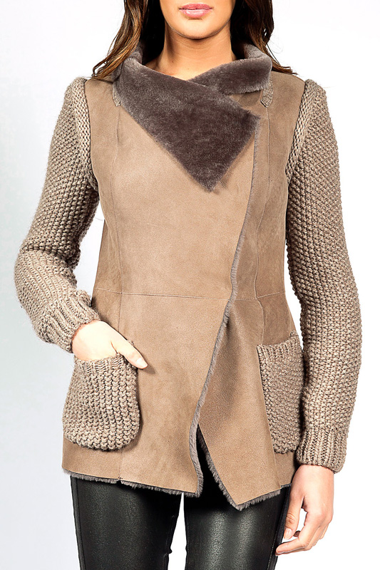Пальто из искусственной замши с мехом