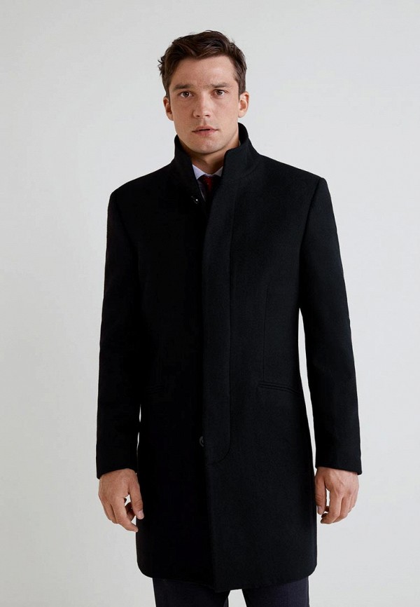 Мужское пальто с воротником стойка