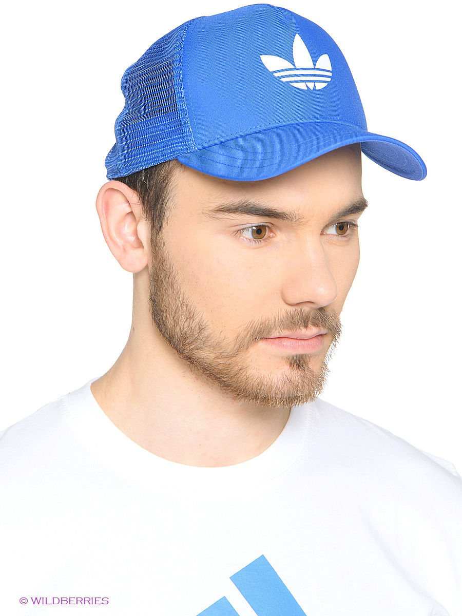 Голубые бейсболки. Бейсболка adidas Trefoil Trucker. Бейсболка adidas Originals Trefoil Trucker cap, aj8955. Бейсболка мужская адидас. Кепка адидас голубая.